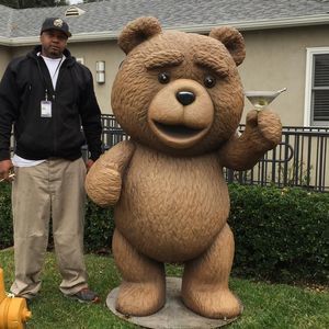 Meet your Posher, Larry